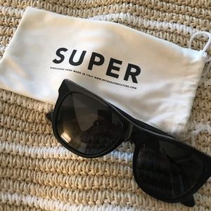SUPER black sunglasses - New, never worn